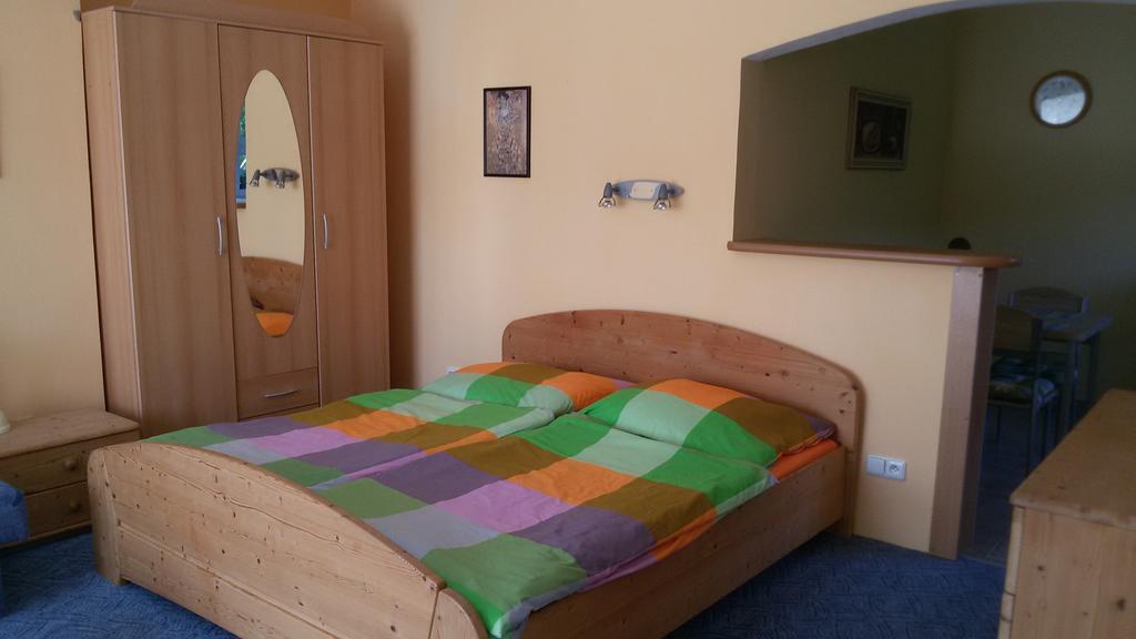Apartment Amélie Rožnov pod Radhoštěm Esterno foto