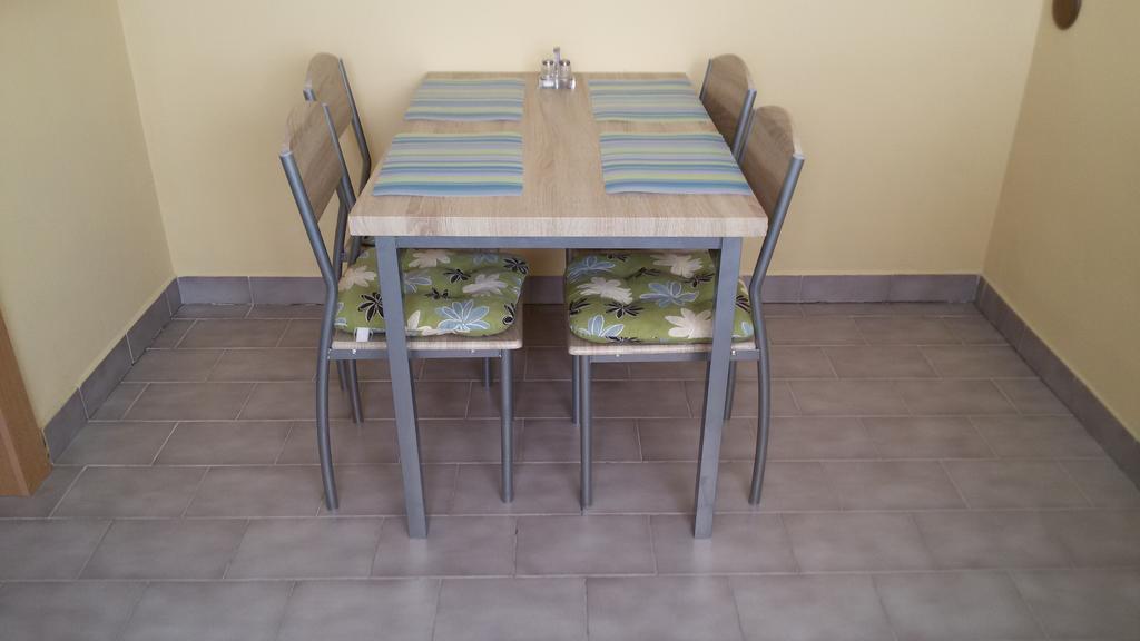 Apartment Amélie Rožnov pod Radhoštěm Esterno foto