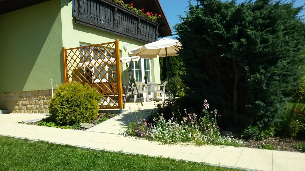 Apartment Amélie Rožnov pod Radhoštěm Esterno foto