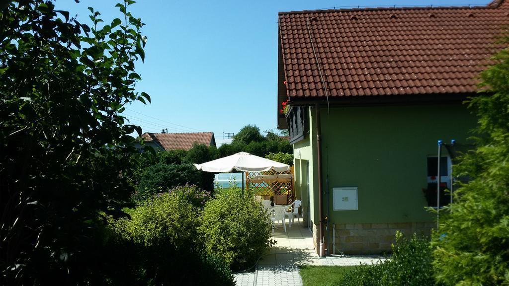 Apartment Amélie Rožnov pod Radhoštěm Esterno foto