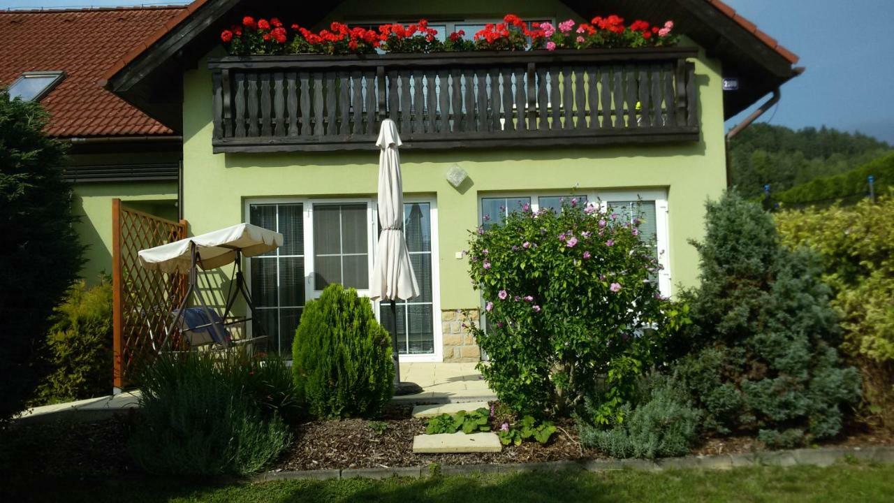 Apartment Amélie Rožnov pod Radhoštěm Esterno foto